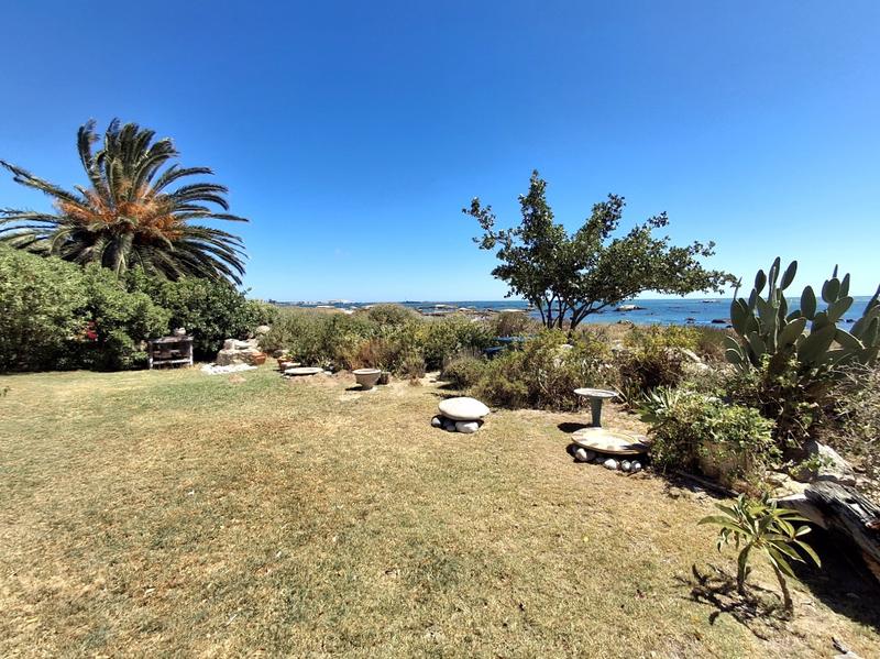 3 Bedroom Property for Sale in Hannasbaai Western Cape